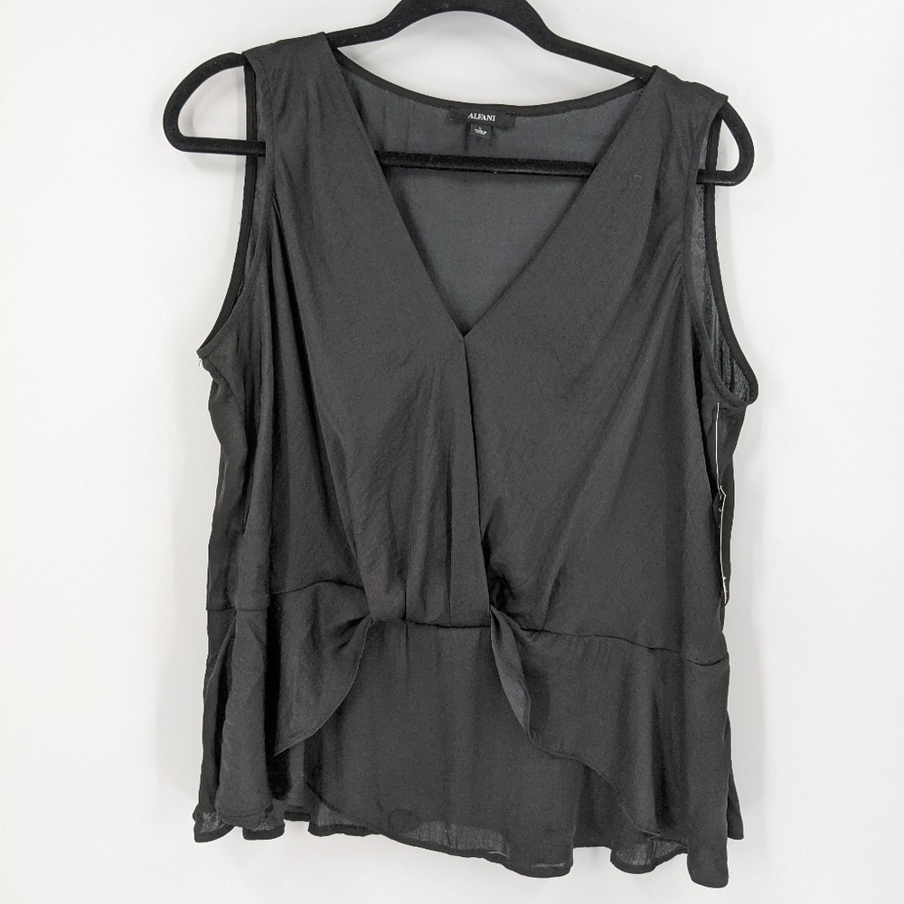 NWT ALFANI Sleeveless Top